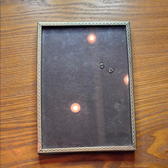 Elegant Black and Gold Picture Frame - Picture 1 of 2